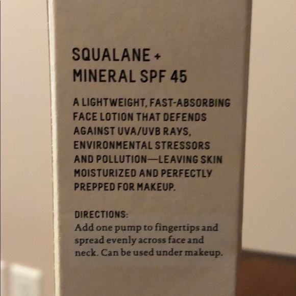 Biossance Squalane Mineral Spf 45 Sunscreen Lotion - Picture 3 of 4